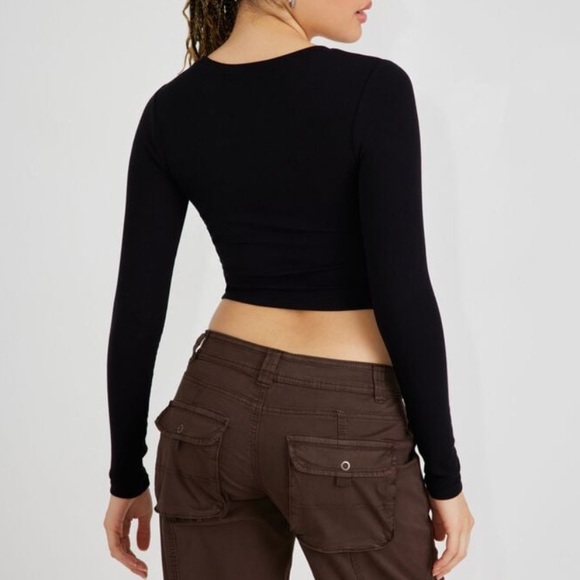 Garage Kimmy Long Sleeve Crew Neck Top in Black, M - Picture 3 of 6